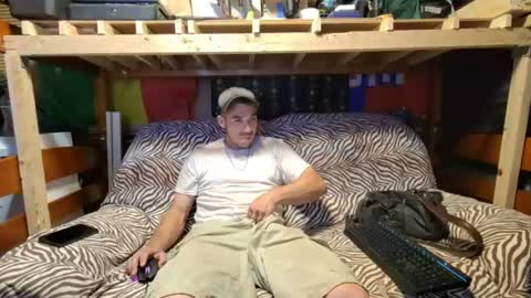 xxScubaStevexx online show from July 18, 2026, 4:16 am