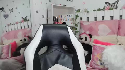 hella online show from December 23, 2025, 3:59 am