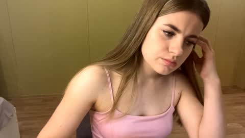 Snapshot of helen__eve chatting on November 10, 2025, 8:30 pm Cia online show from November 10, 2025, 8:30 pm