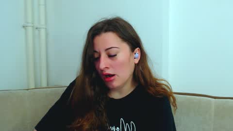 helen_adams_ online show from December 20, 2024, 5:04 am