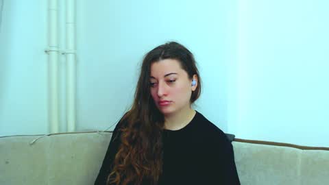 helen_adams_ online show from January 10, 2025, 4:44 am