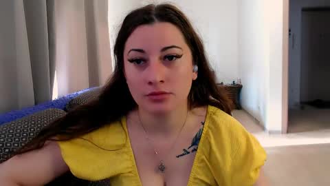 helen_adams_ online show from June 9, 2026, 5:08 am