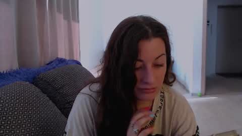 helen_adams_ online show from July 16, 2026, 5:35 am