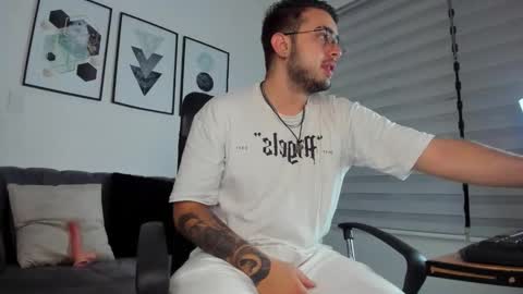 Snapshot of helen_connors chatting on March 23, 2026, 12:09 pm helen online show from March 23, 2026, 12:09 pm