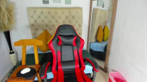 HELENA COPPER online show from April 2, 2026, 3:15 am