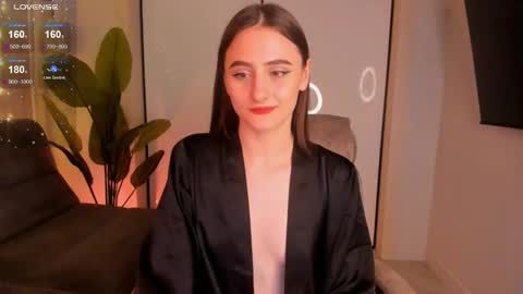 Snapshot of helena_lorente chatting on January 14, 2025, 1:58 am Helen online show from January 14, 2025, 1:58 am