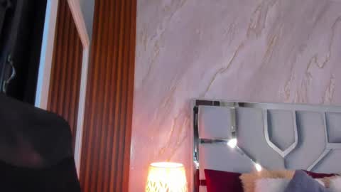 Helena Santos  online show from June 11, 2026, 11:19 am