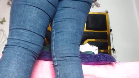 helenahotwet online show from September 22, 2025, 7:05 pm