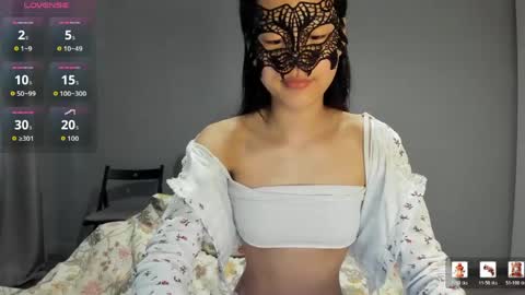 Snapshot of helenblazetrt chatting on May 17, 2026, 2:09 am Hi I am Helen online show from May 17, 2026, 2:09 am