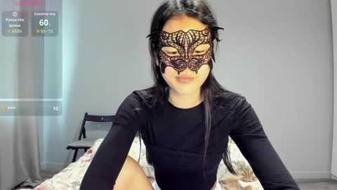 Snapshot of helenblazetrt chatting on May 19, 2026, 2:18 am Hi I am Helen online show from May 19, 2026, 2:18 am