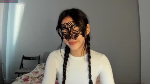 Hi I am Helen online show from June 2, 2026, 2:24 am