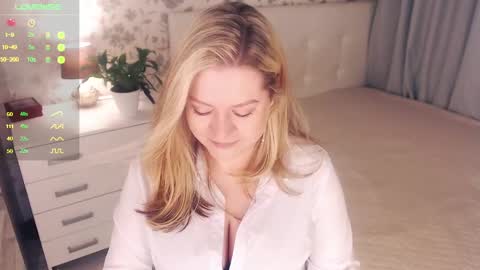 Snapshot of helenbonham chatting on December 21, 2024, 3:58 am Helena Bonham online show from December 21, 2024, 3:58 am