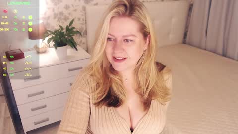 Snapshot of helenbonham chatting on December 29, 2024, 4:59 am Helena Bonham online show from December 29, 2024, 4:59 am