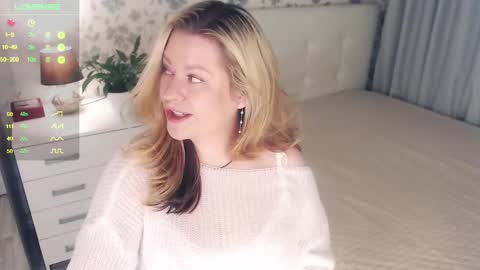 Snapshot of helenbonham chatting on January 9, 2025, 3:47 am Helena Bonham online show from January 9, 2025, 3:47 am