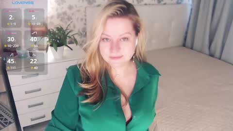 Snapshot of helenbonham chatting on February 27, 2025, 6:40 am Helena Bonham online show from February 27, 2025, 6:40 am