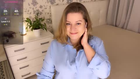 Snapshot of helenbonham chatting on November 24, 2025, 9:03 pm Helena Bonham online show from November 24, 2025, 9:03 pm