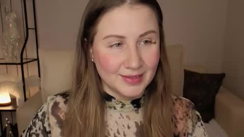 Helen online show from December 14, 2025, 2:28 am