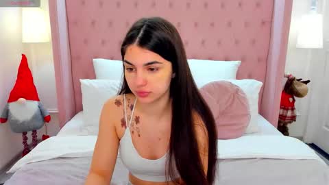 Snapshot of helentiny chatting on December 19, 2025, 1:29 pm Helen online show from December 19, 2025, 1:29 pm