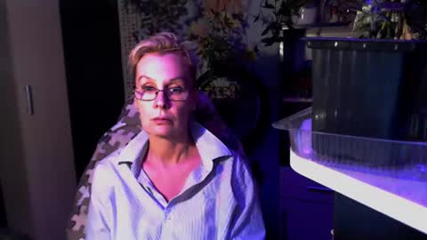 Snapshot of helgahimmele chatting on June 14, 2026, 8:11 pm Helga online show from June 14, 2026, 8:11 pm