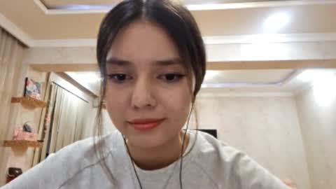 Snapshot of helgakraszewski chatting on September 12, 2025, 1:33 pm Alice online show from September 12, 2025, 1:33 pm