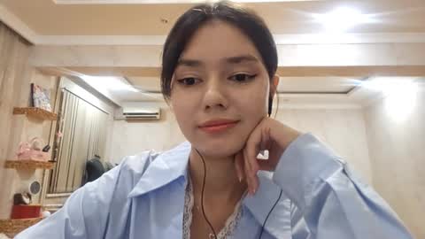 Snapshot of helgakraszewski chatting on October 5, 2025, 6:50 pm Alice online show from October 5, 2025, 6:50 pm