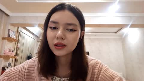 Snapshot of helgakraszewski chatting on October 8, 2025, 6:27 pm Alice online show from October 8, 2025, 6:27 pm