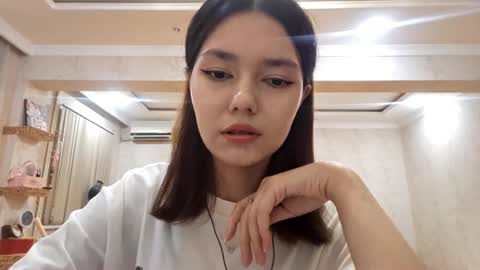 Snapshot of helgakraszewski chatting on October 10, 2025, 12:26 pm Alice online show from October 10, 2025, 12:26 pm