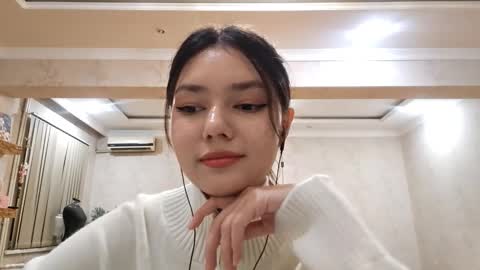 Snapshot of helgakraszewski chatting on November 18, 2025, 3:49 pm Alice online show from November 18, 2025, 3:49 pm