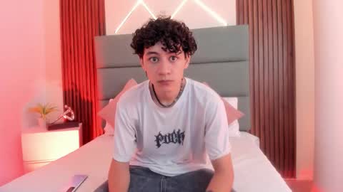 helios_obscuro online show from September 23, 2025, 2:31 pm