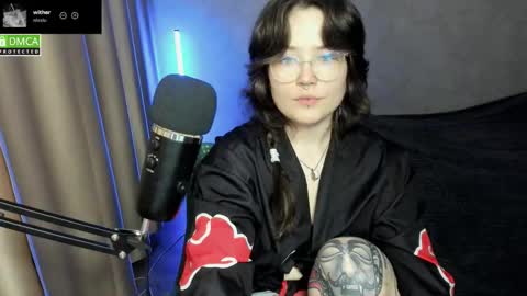 Snapshot of hell_hotline chatting on November 25, 2025, 6:52 pm Red online show from November 25, 2025, 6:52 pm