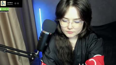 Snapshot of hell_hotline chatting on January 11, 2026, 7:52 pm Red online show from January 11, 2026, 7:52 pm