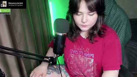 Red online show from July 28, 2026, 7:04 pm