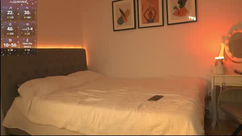 Lorette Lory online show from February 2, 2026, 12:53 am