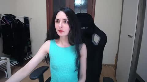Helen online show from May 19, 2026, 4:13 pm