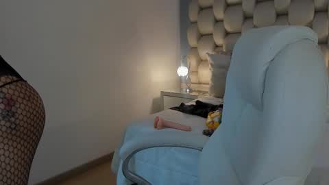 Snapshot of hellen_amazing chatting on February 21, 2025, 3:45 am hellen_amazing online show from February 21, 2025, 3:45 am