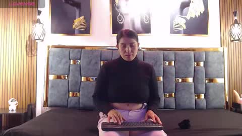 Hellen.  online show from May 16, 2026, 11:31 am