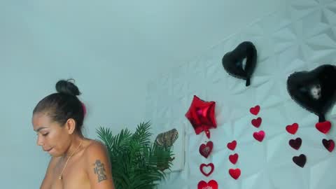Snapshot of hellen_sky_ chatting on April 28, 2026, 7:08 pm hellen online show from April 28, 2026, 7:08 pm
