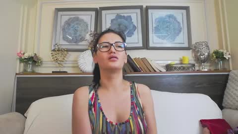    online show from January 12, 2025, 4:00 am