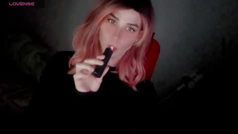 Snapshot of hellenspellman chatting on November 17, 2025, 1:28 pm Helen Spellman online show from November 17, 2025, 1:28 pm