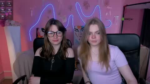 Snapshot of helli_belli chatting on May 22, 2026, 7:41 pm Helli online show from May 22, 2026, 7:41 pm
