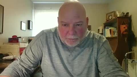 Snapshot of helloforfun111 chatting on March 23, 2026, 2:21 pm helloforfun111 online show from March 23, 2026, 2:21 pm