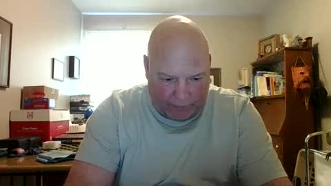 helloforfun111 online show from May 24, 2026, 1:16 pm