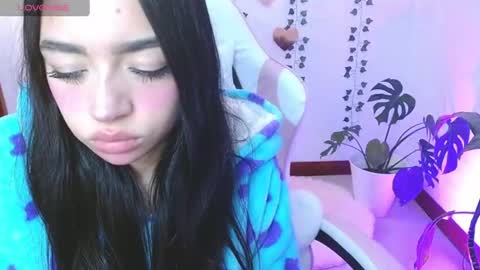 hellokitty_valery1 online show from June 14, 2026, 2:24 am