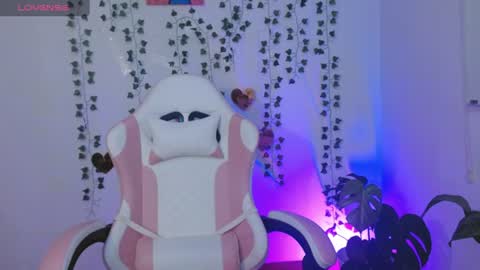 hellokitty_valery1 online show from July 14, 2026, 2:05 am