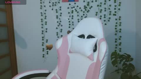 hellokitty_valery1 online show from July 22, 2026, 3:20 am