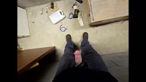 Snapshot of helpmestroke88 chatting on October 27, 2025, 9:57 am helpmestroke88 online show from October 27, 2025, 9:57 am