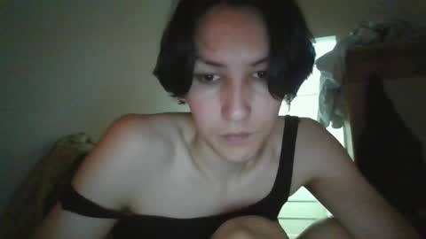 Snapshot of hencamx chatting on February 24, 2025, 7:55 am Eva online show from February 24, 2025, 7:55 am