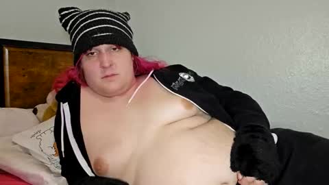 henmasterson online show from February 12, 2026, 11:55 pm