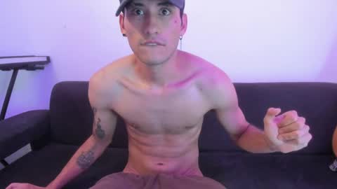 Snapshot of henrik_senn chatting on May 6, 2026, 8:30 am henrik_senn online show from May 6, 2026, 8:30 am