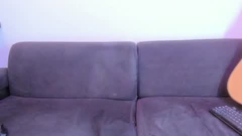 henrik_senn online show from July 28, 2026, 7:39 pm